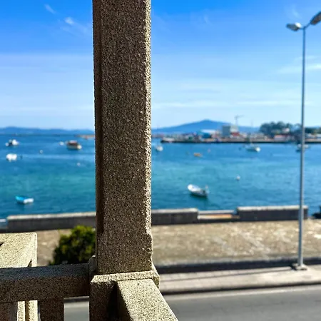Mirando Al Mar * Isla de Arosa